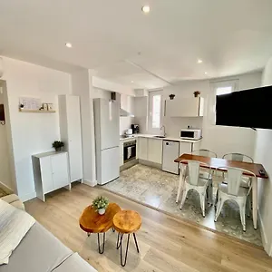 apartamento-rambla-cornell.catalonia-hotels.com/