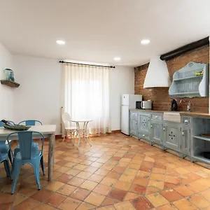 rstico-moderno-ap-origens-iii.catalonia-hotels.com/